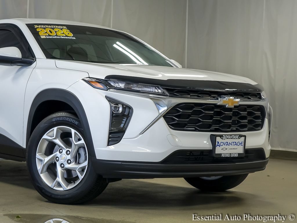 Used 2025 Chevrolet Trax LS SUV