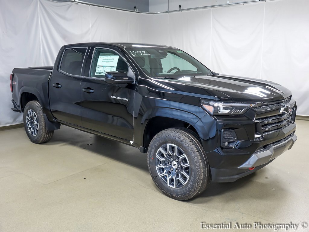2026 Chevrolet Colorado Z71 photo 3