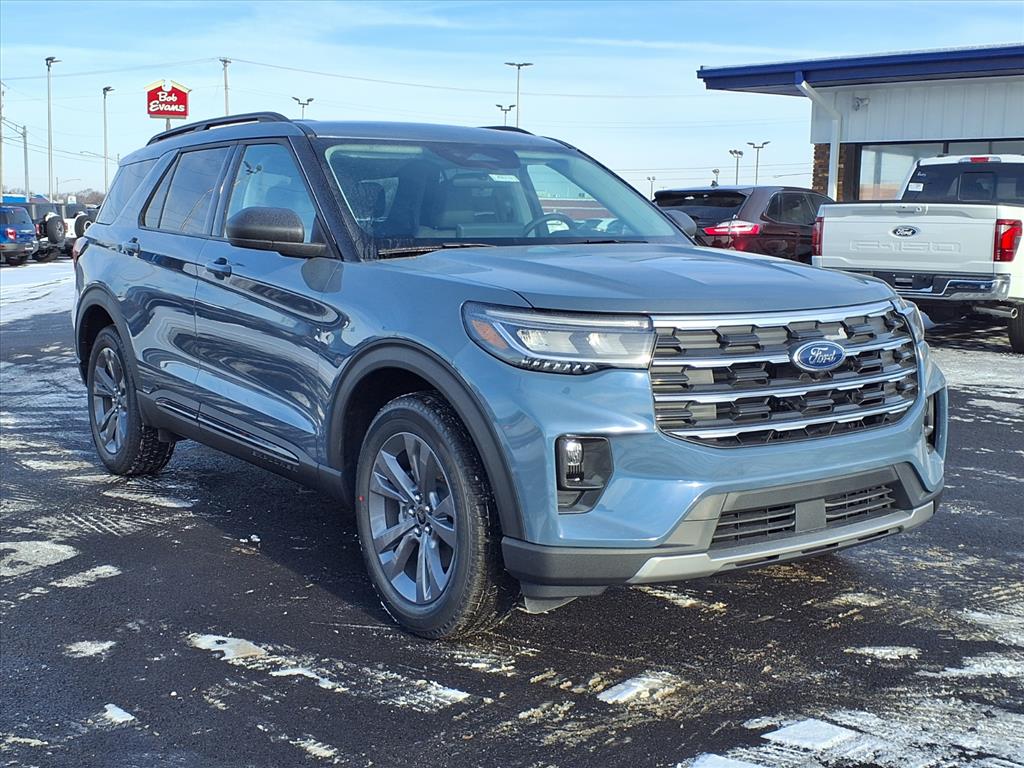 2026 Ford Explorer Active's photo