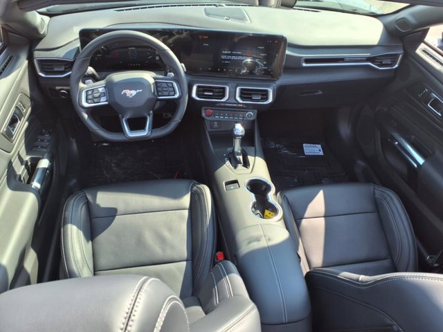2025 Ford Mustang GT Premium Convertible - Photo 11