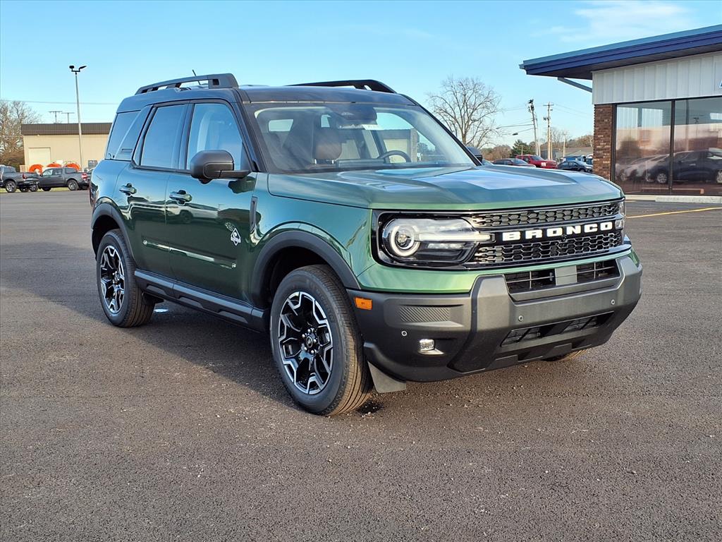 2025 Ford Bronco Sport Outer Banks's photo