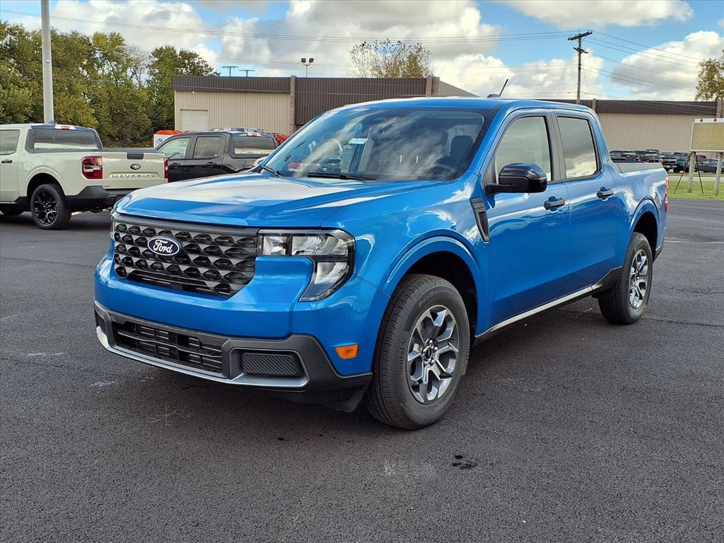 New 2025 Ford Maverick XLT Truck SuperCrew