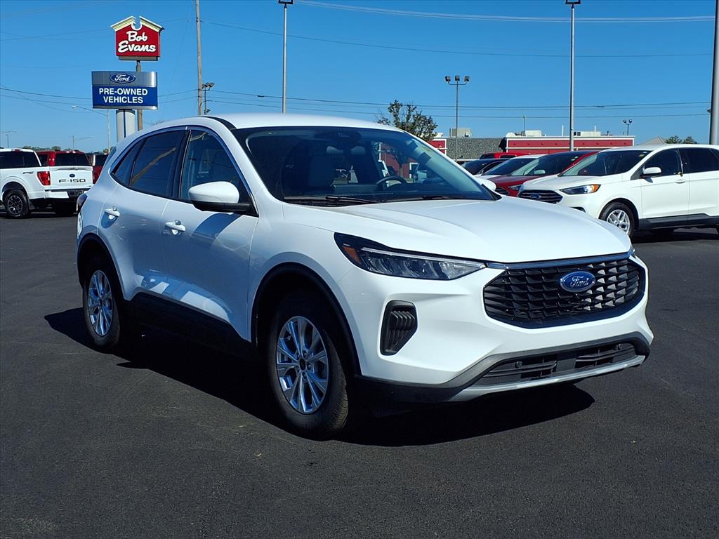 2023 Ford Escape Active's photo