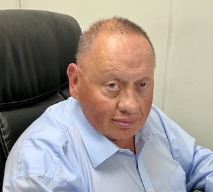 Staff member Bill Schroeder from ID_b21874ba64ab