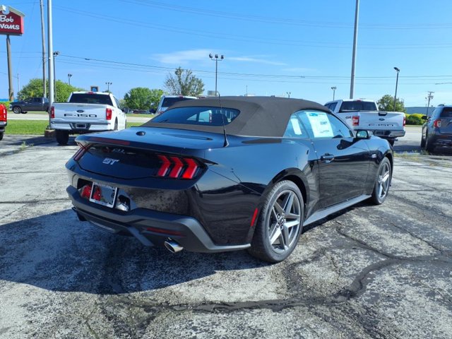 2025 Ford Mustang GT Premium Convertible - Photo 7