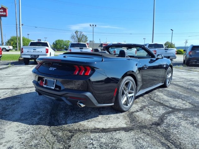 2025 Ford Mustang GT Premium Convertible - Photo 8