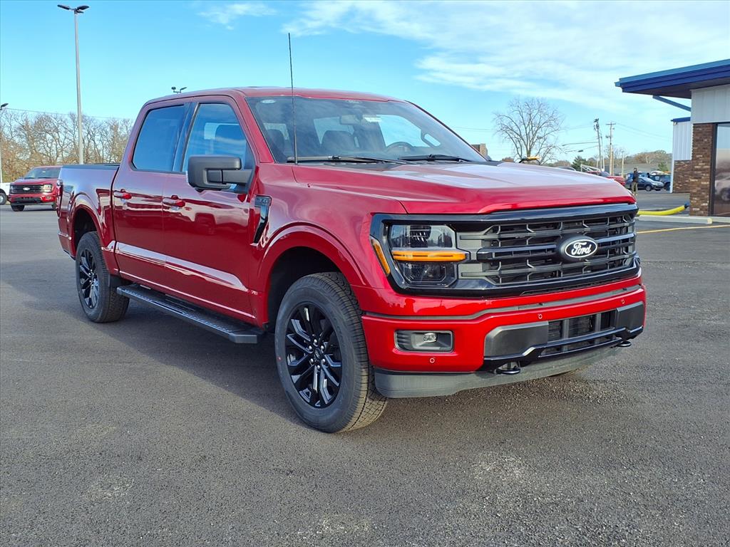 2025 Ford F-150 XLT's photo