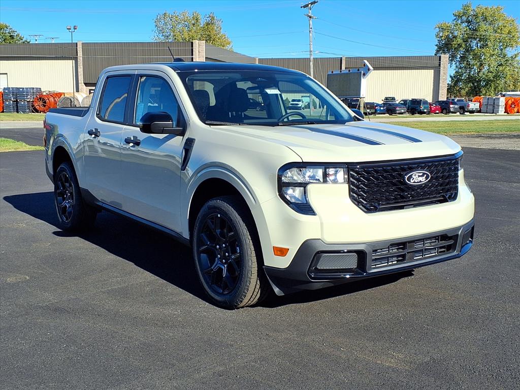 2025 Ford Maverick XLT's photo
