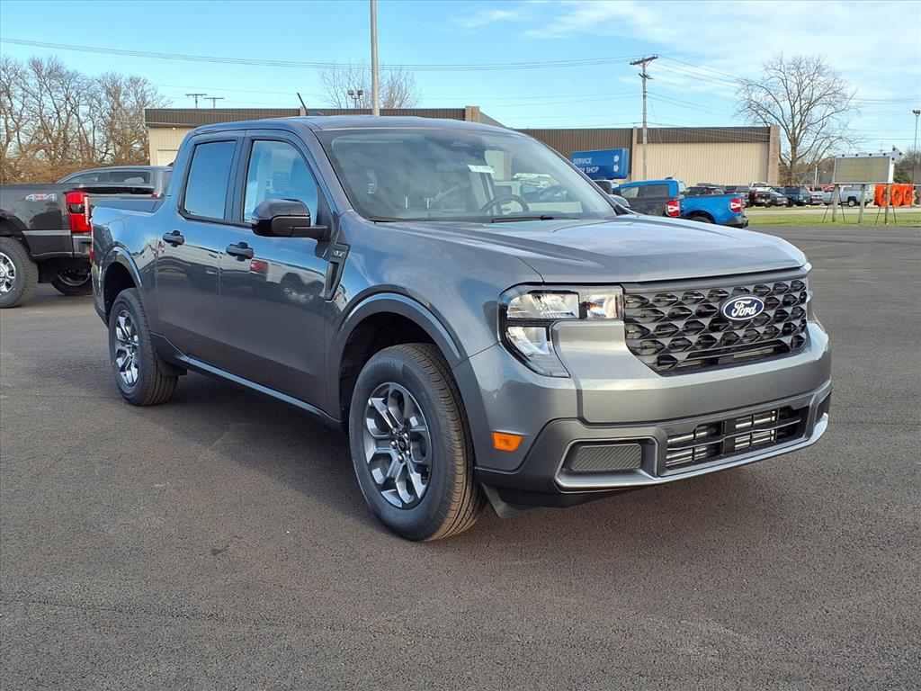 2025 Ford Maverick XLT's photo