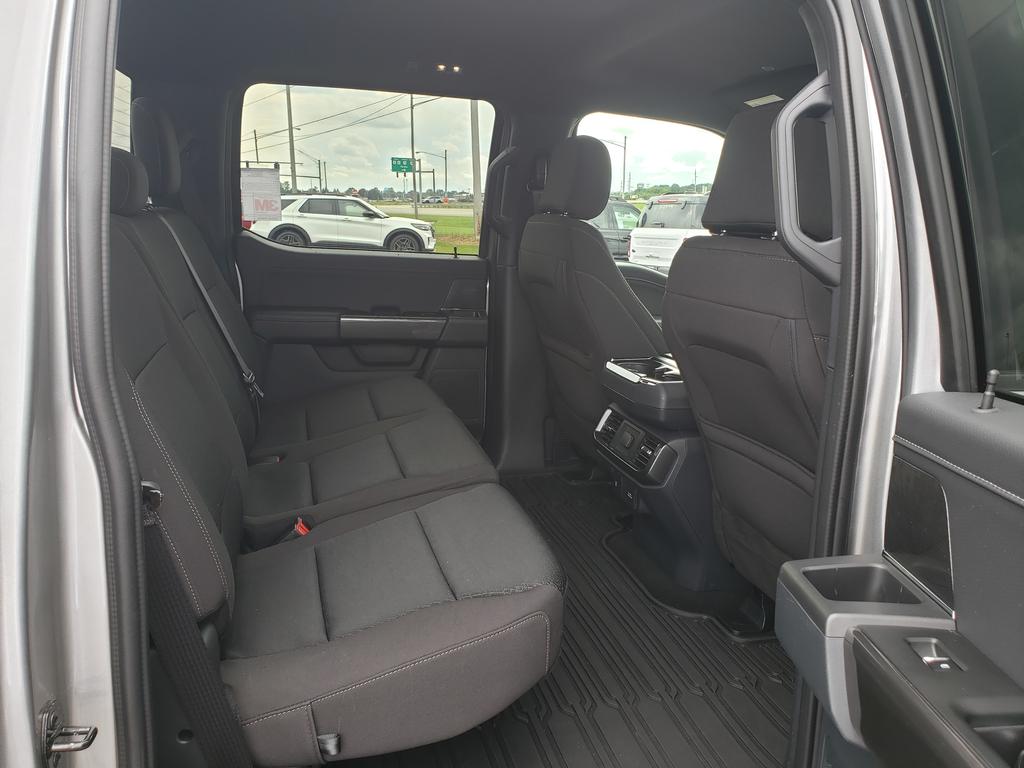 2023 Ford F-150 XLT - Photo 18