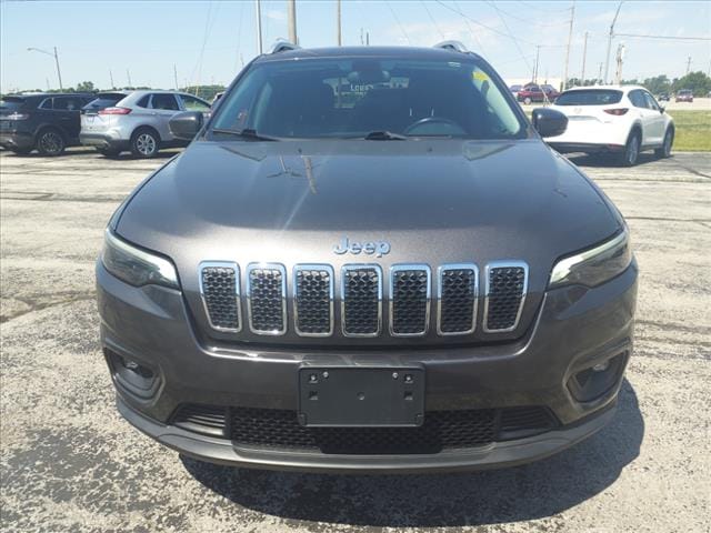 Used 2019 Jeep Cherokee Latitude Plus with VIN 1C4PJMLB9KD369256 for sale in Fremont, OH