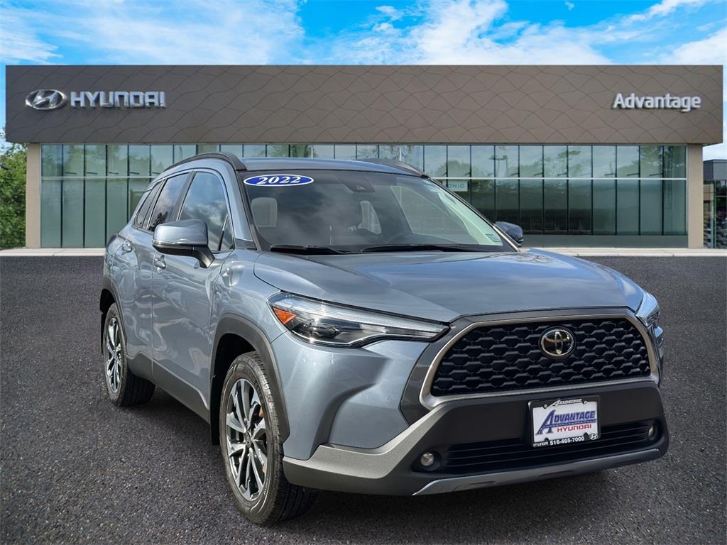 2022 Toyota Corolla Cross XLE