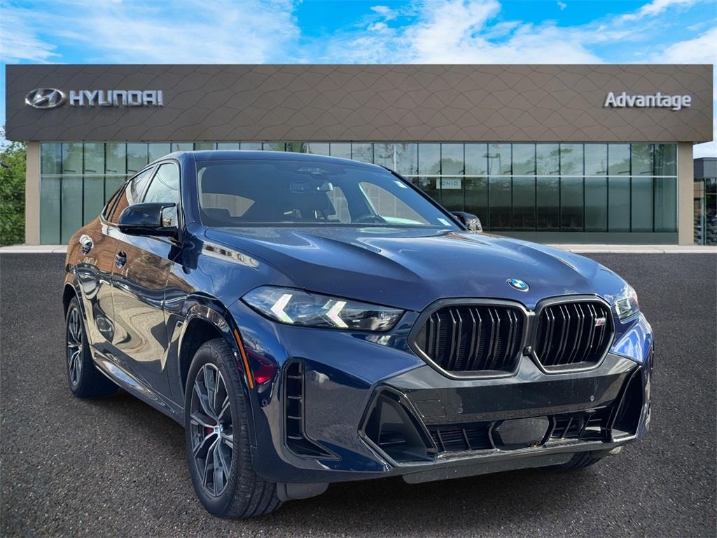 2025 BMW X6 M60i's photo