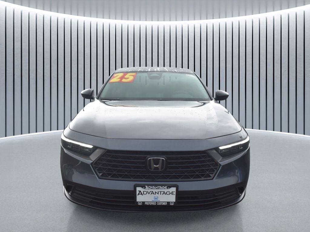 2025 Honda Accord SE - Photo 8