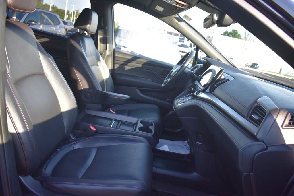 2024 Honda Odyssey SPORT - Photo 13