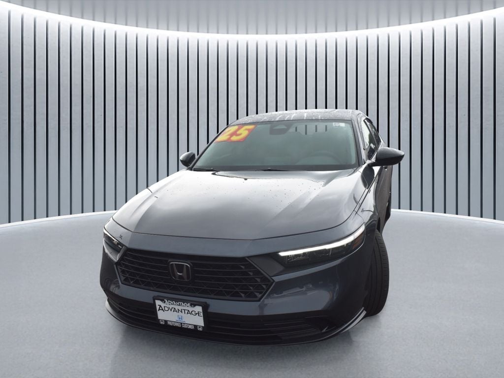 2025 Honda Accord SE - Photo 7