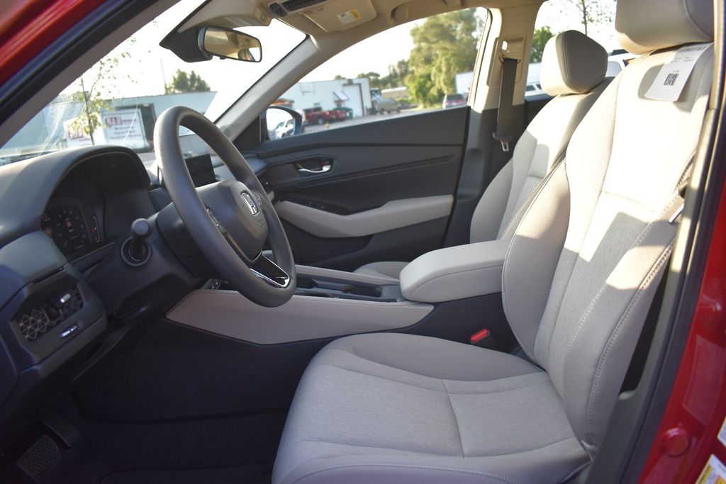 2026 Honda Accord SE - Photo 23