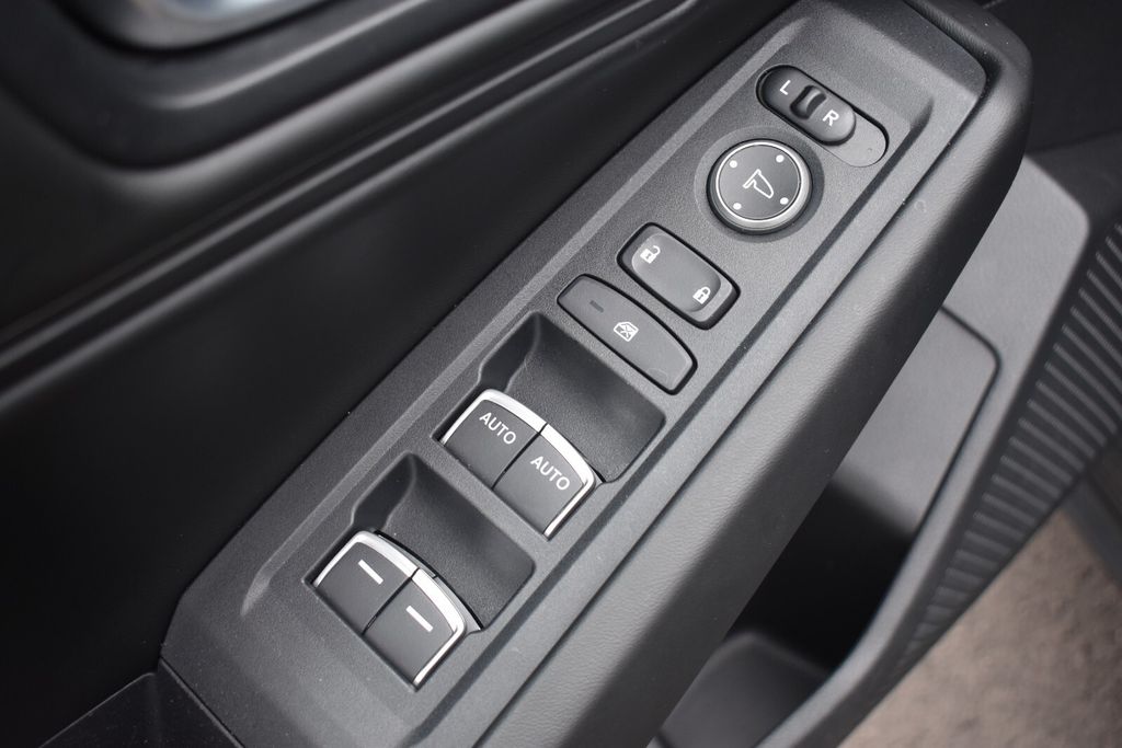 2023 Honda Accord EX - Photo 17