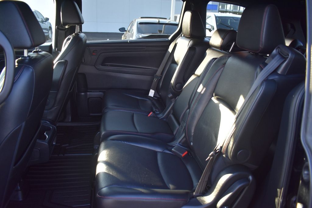 2024 Honda Odyssey SPORT - Photo 21