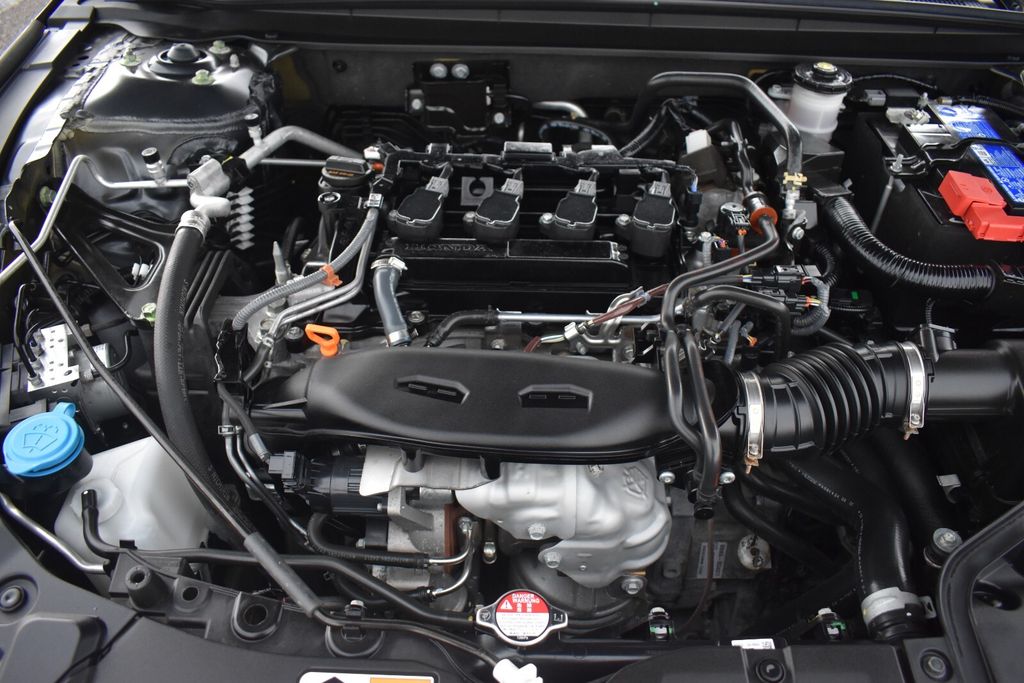 2025 Honda Accord SE - Photo 29