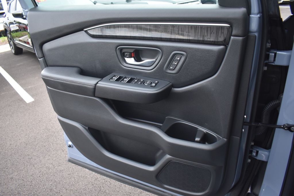2023 Honda Pilot Elite - Photo 39
