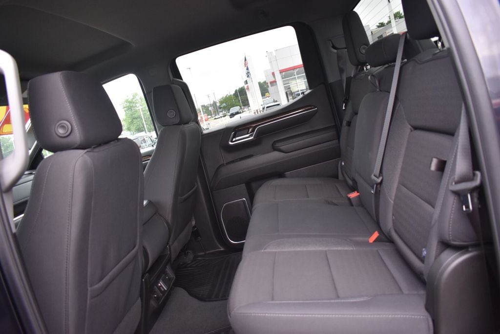 2024 GMC Sierra 1500 Elevation - Photo 19
