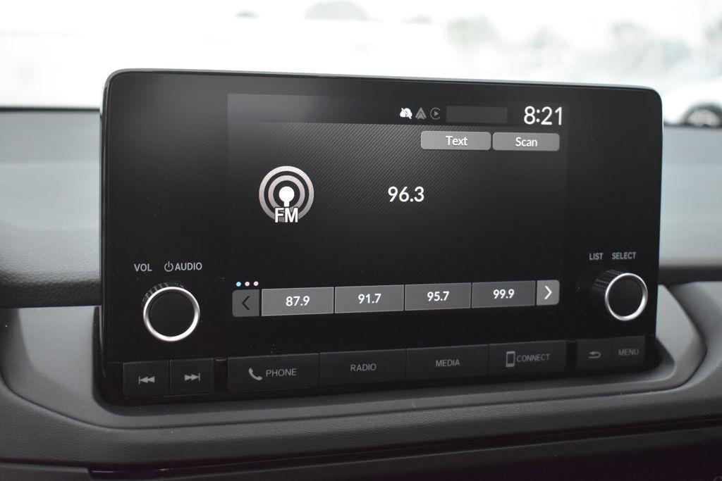 2025 Honda Accord SE - Photo 24