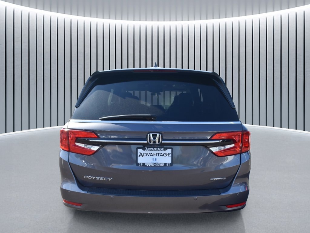 2022 Honda Odyssey Touring - Photo 4