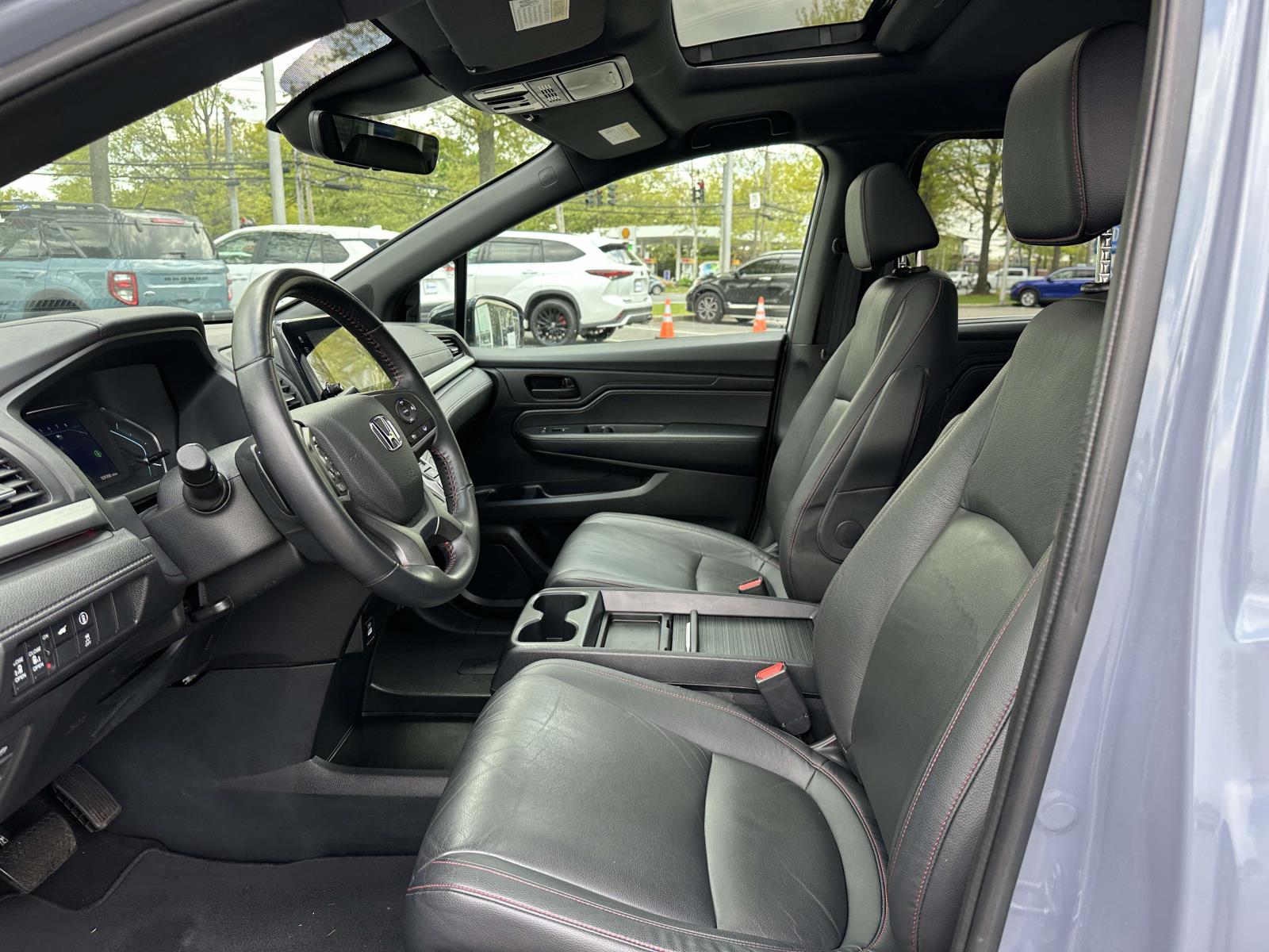 2023 Honda Odyssey SPORT - Photo 13