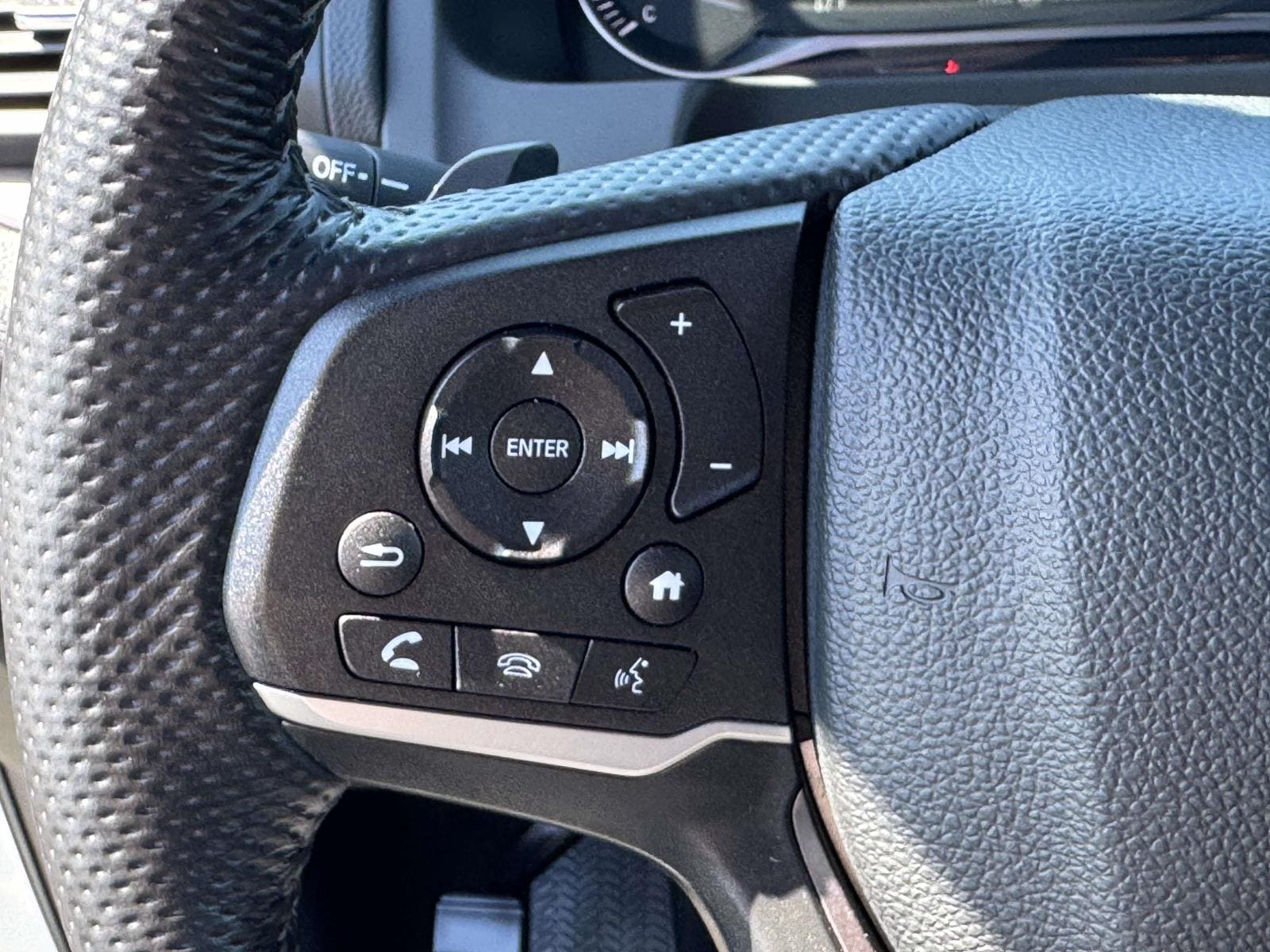 2023 Honda Passport EX-L - Photo 17