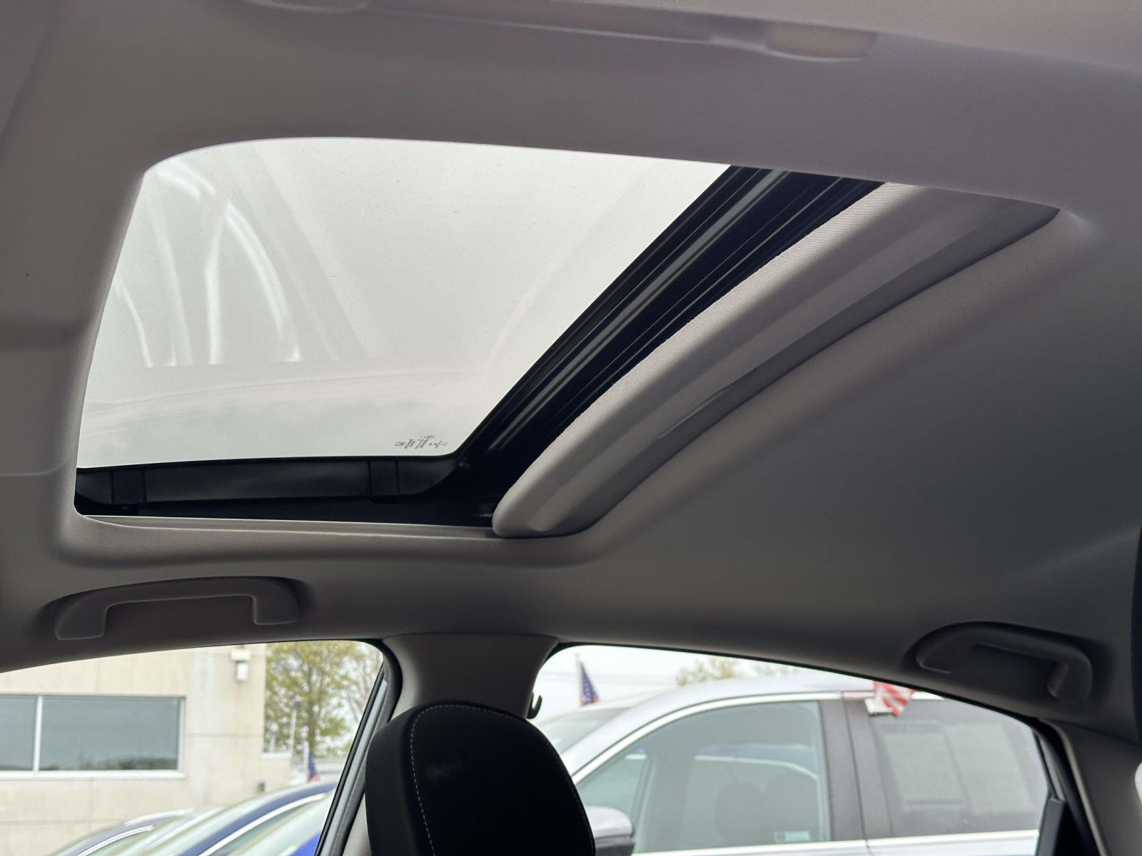 2018 Honda Civic EX - Photo 17