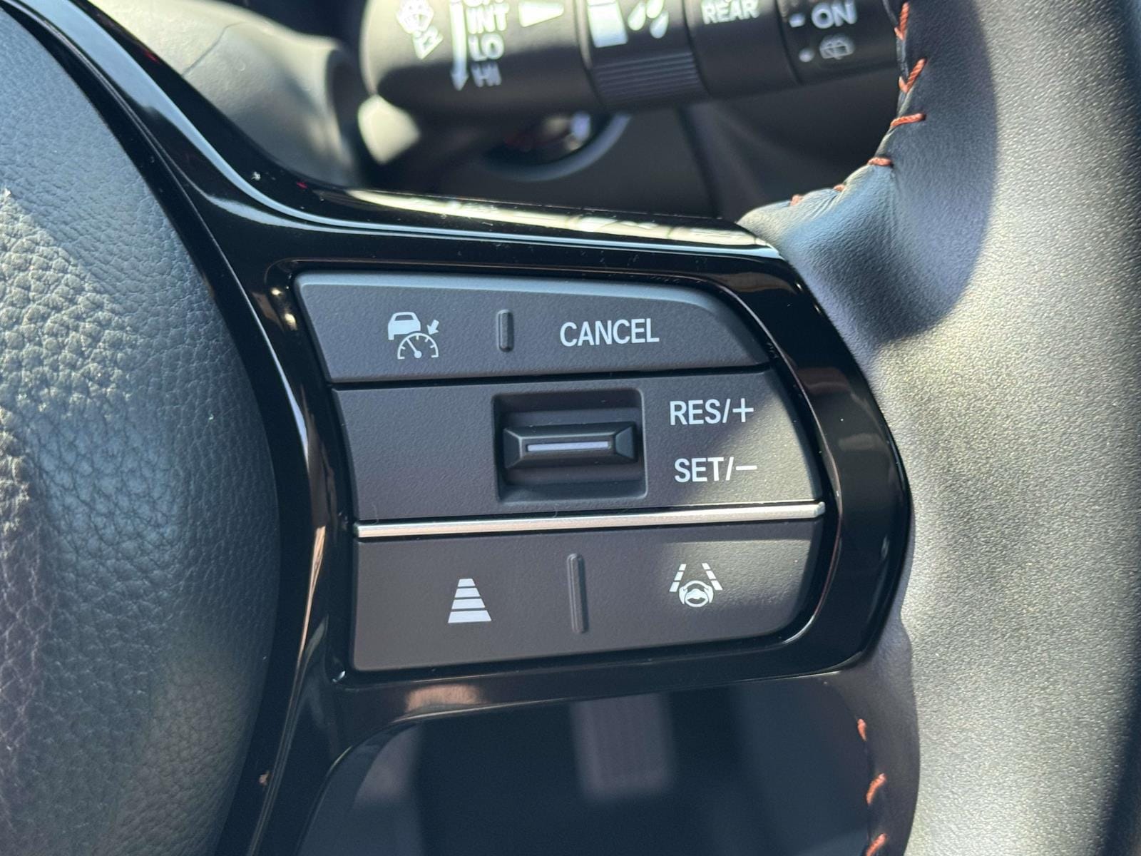 2025 Honda HR-V Sport - Photo 16