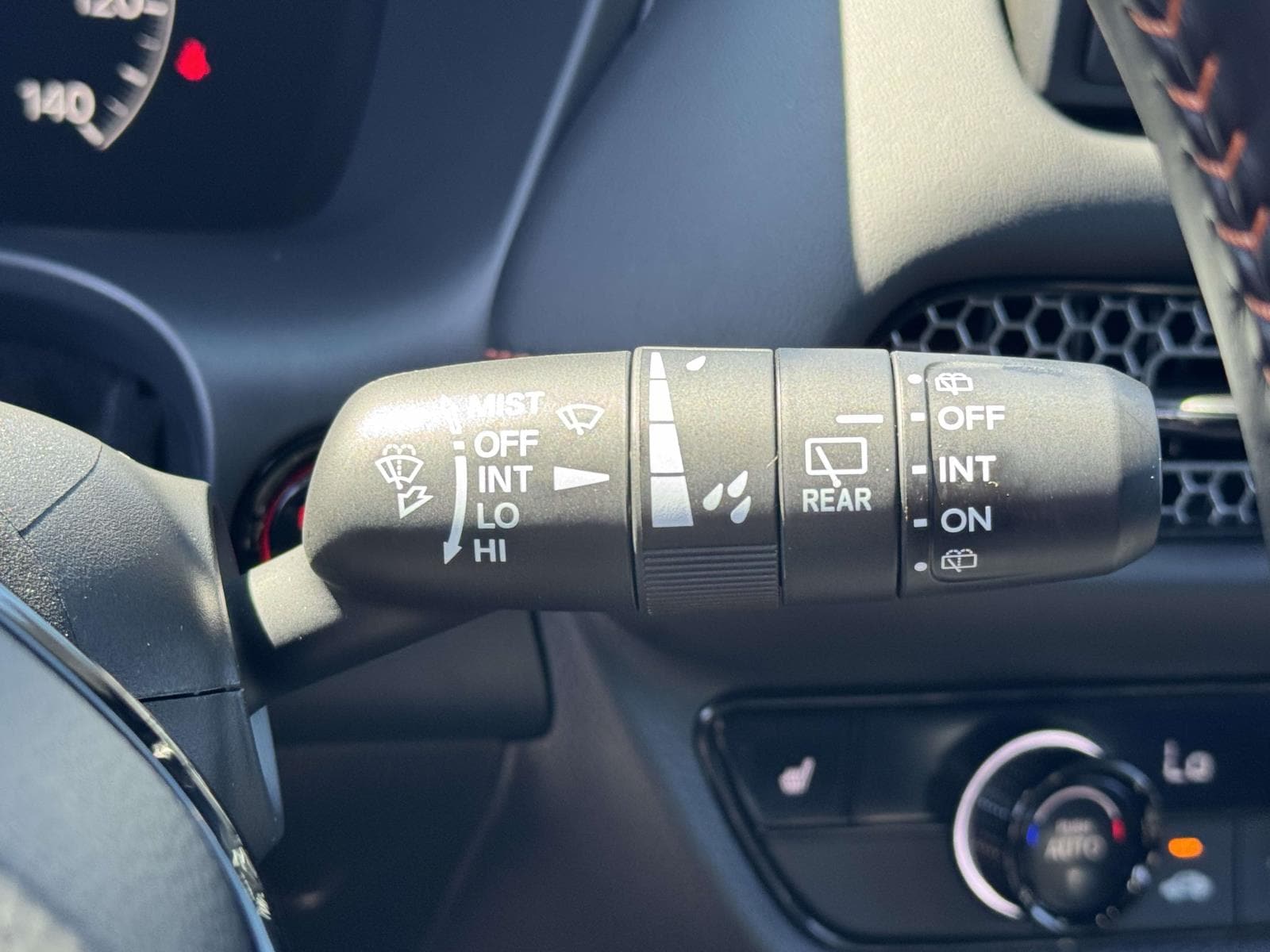 2025 Honda HR-V Sport - Photo 18