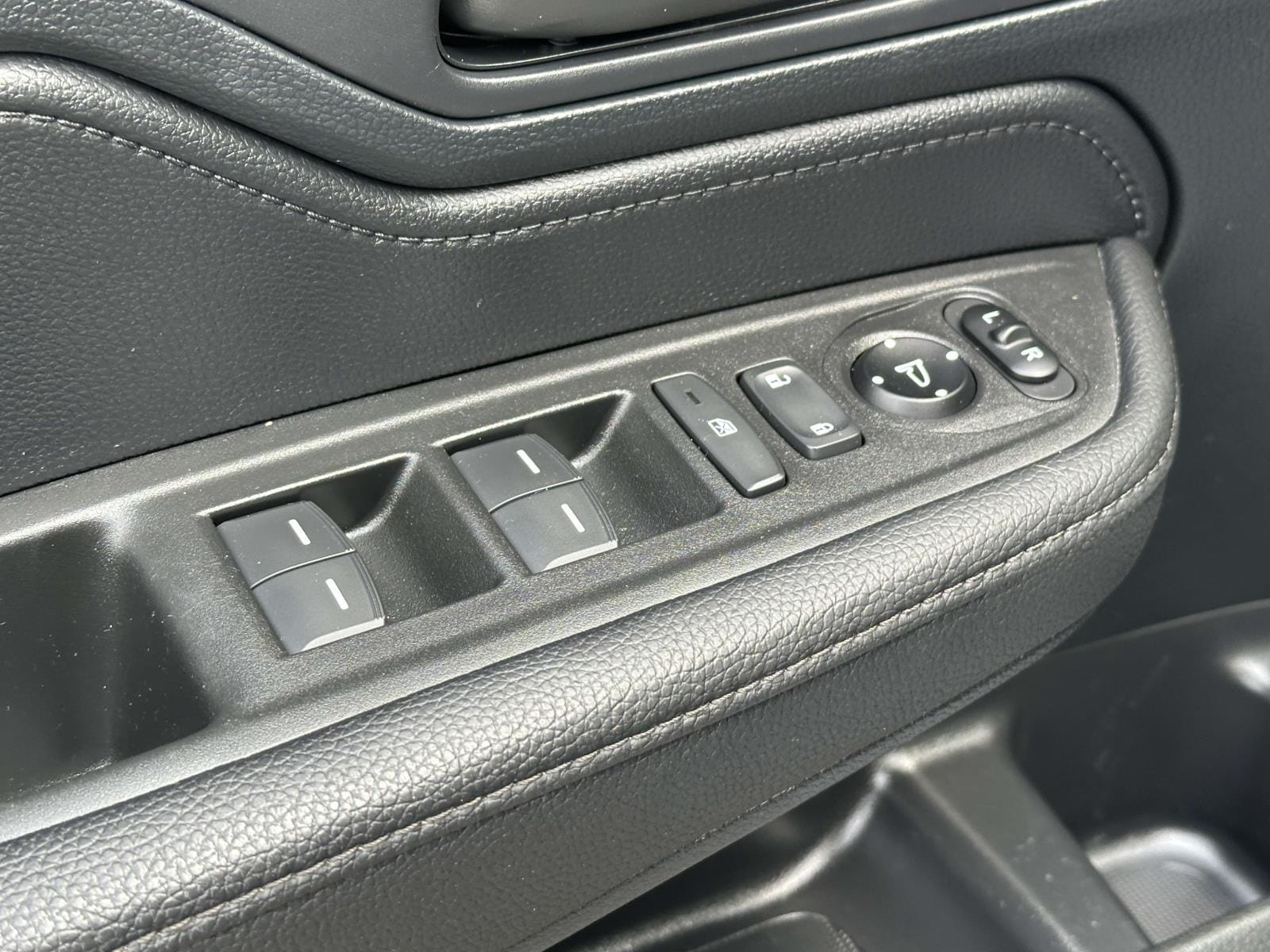 2023 Honda Odyssey SPORT - Photo 15