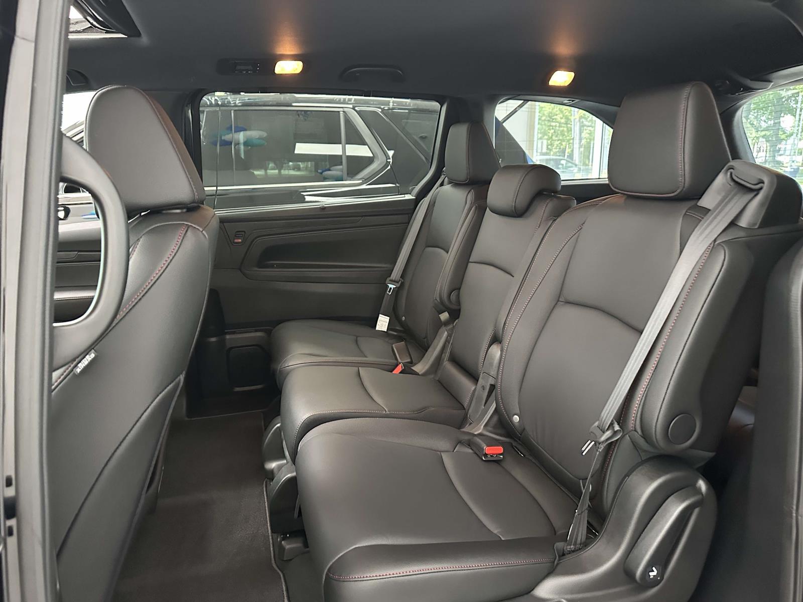 2026 Honda Odyssey Sport L - Photo 9