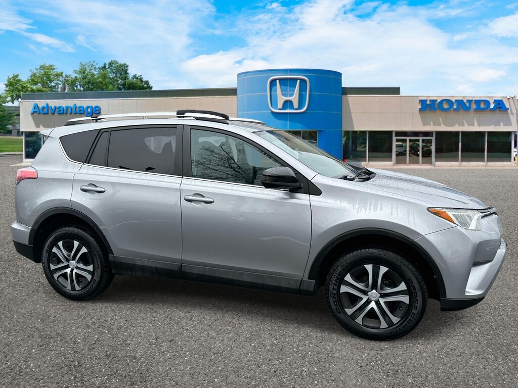 Used 2016 Toyota RAV4 LE SUV
