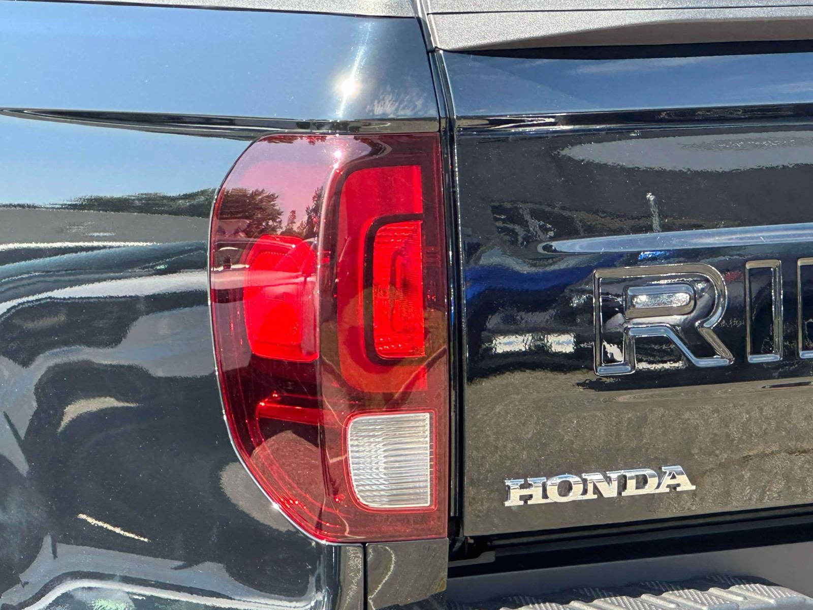 2025 Honda Ridgeline TrailSport - Photo 7