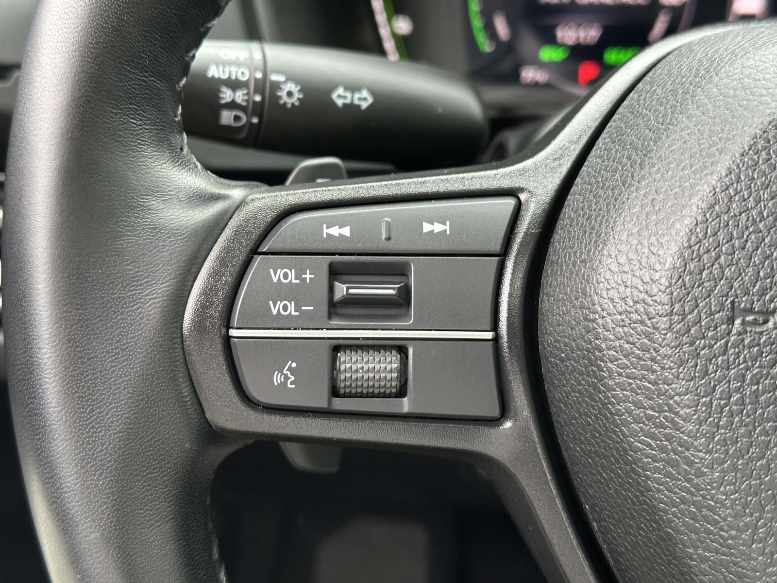 2023 Honda Accord Hybrid EX-L - Photo 18