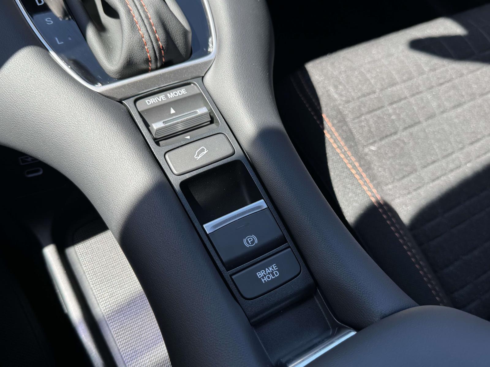2025 Honda HR-V Sport - Photo 25