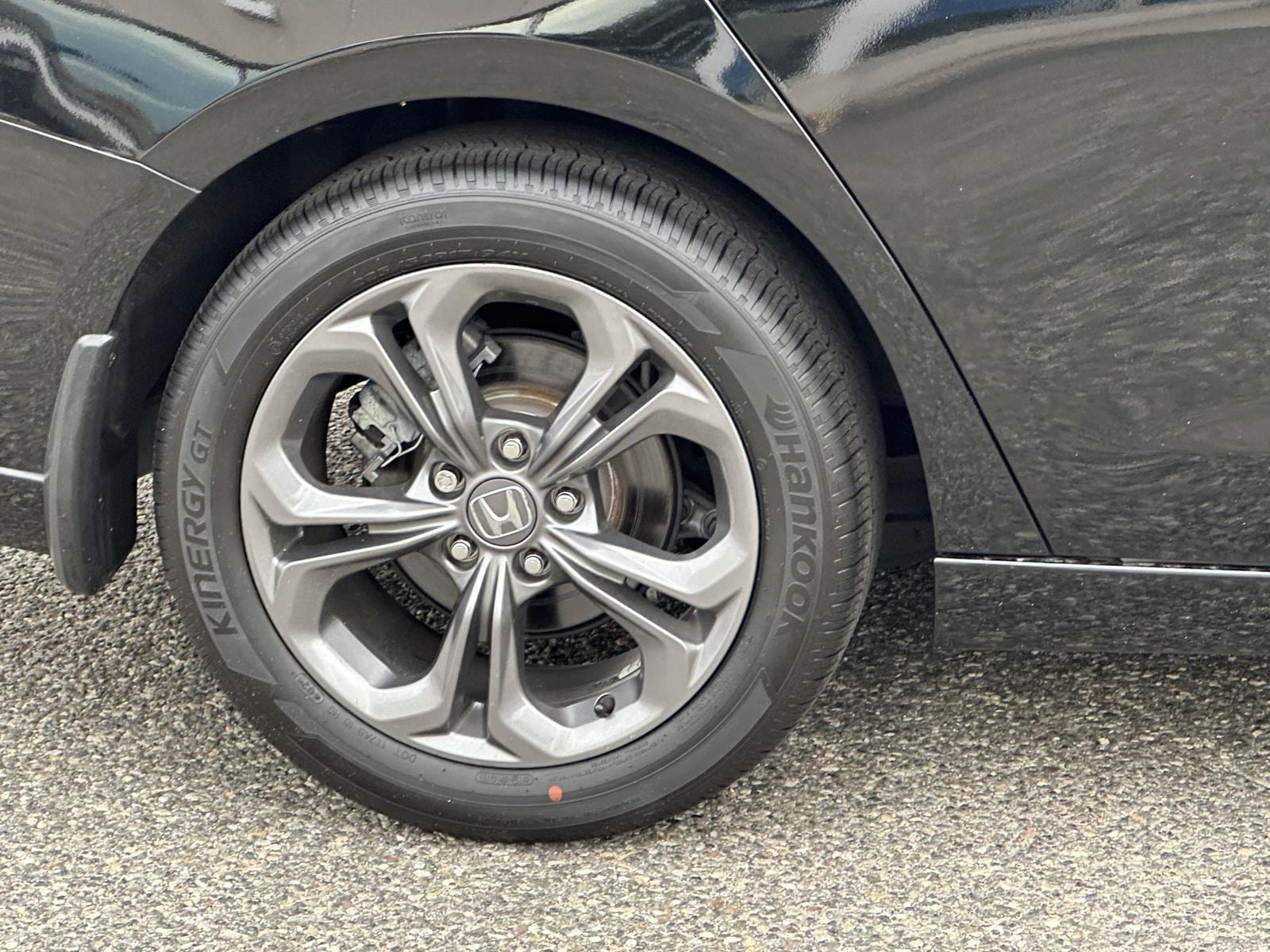 2023 Honda Accord Hybrid EX-L - Photo 6