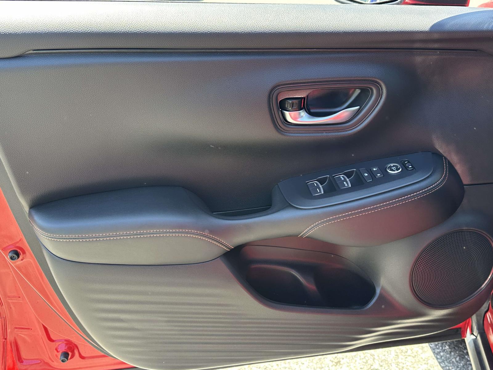 2025 Honda HR-V Sport - Photo 13