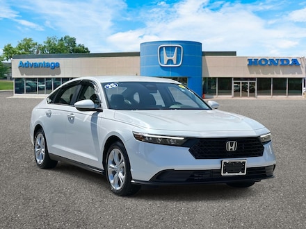 2025 Honda Accord LX Sedan