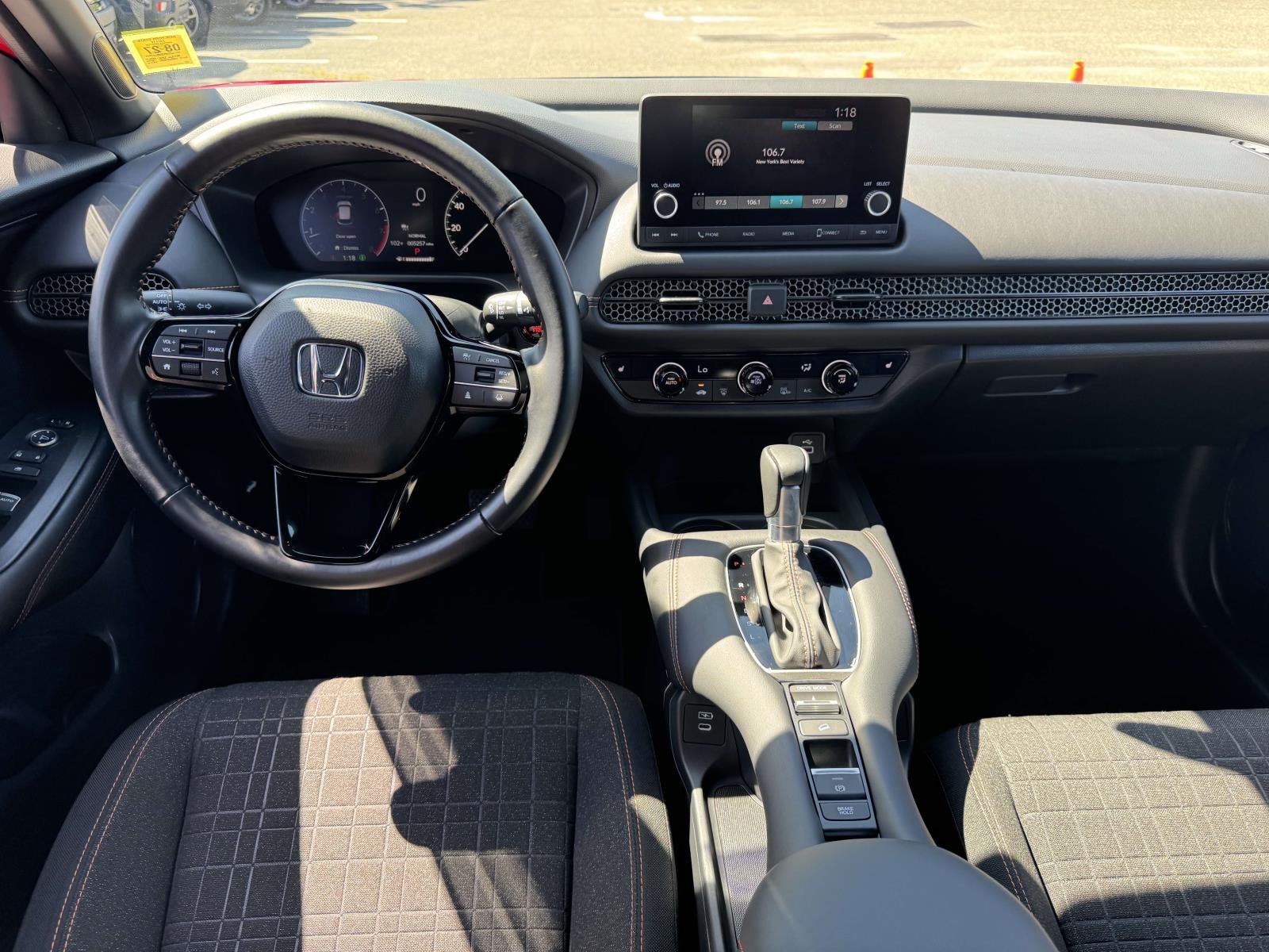 2025 Honda HR-V Sport - Photo 9