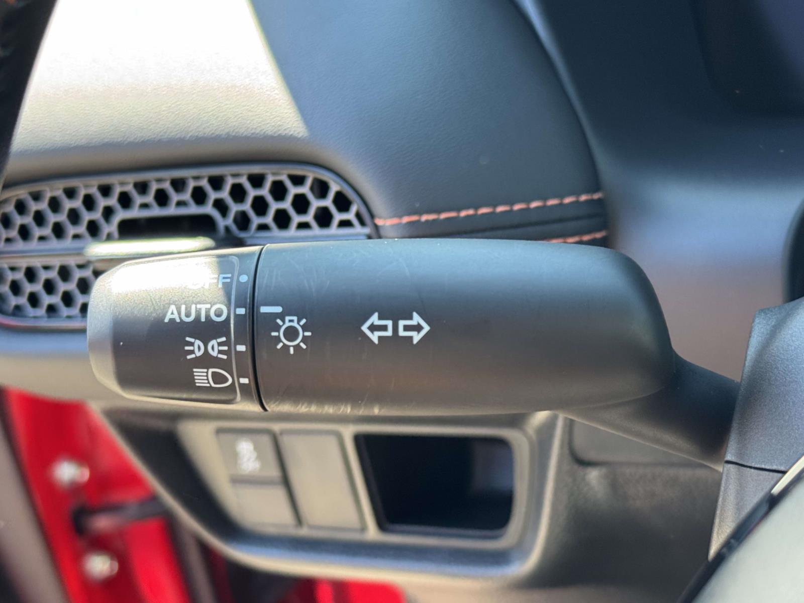 2025 Honda HR-V Sport - Photo 17