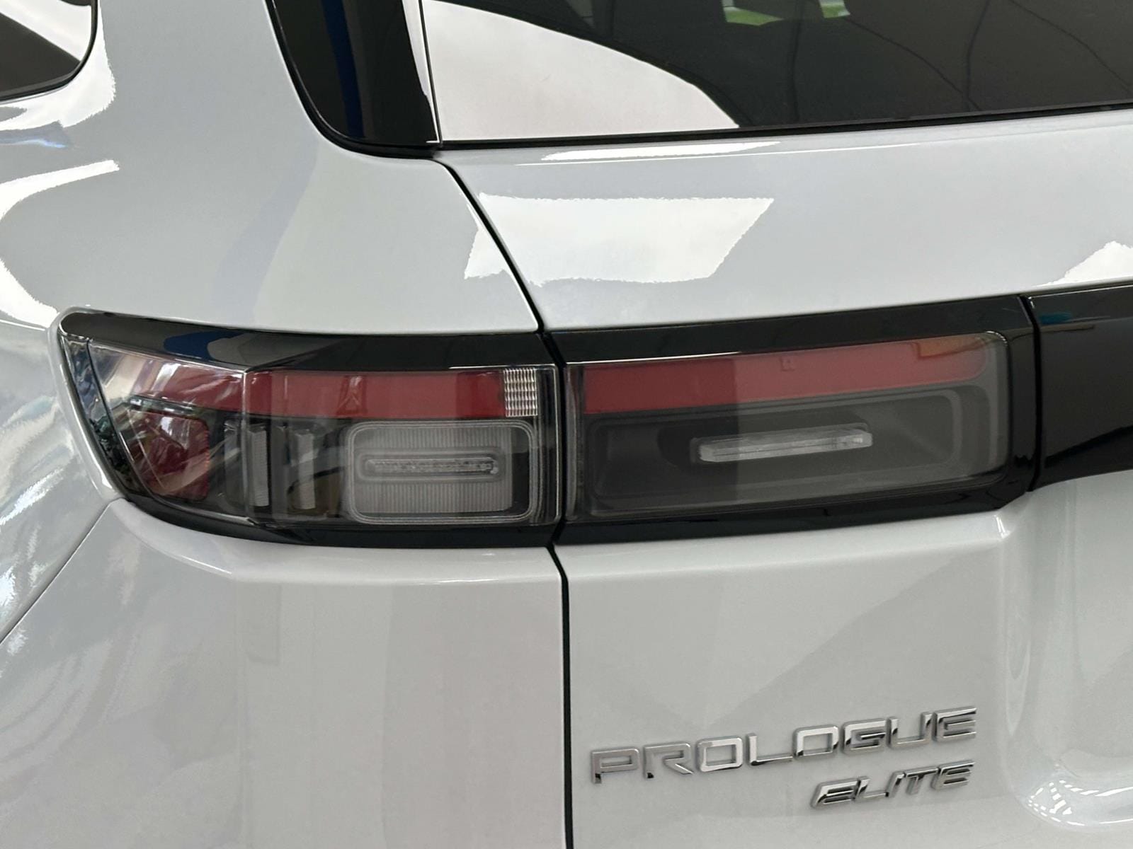 2026 Honda Prologue Elite - Photo 8
