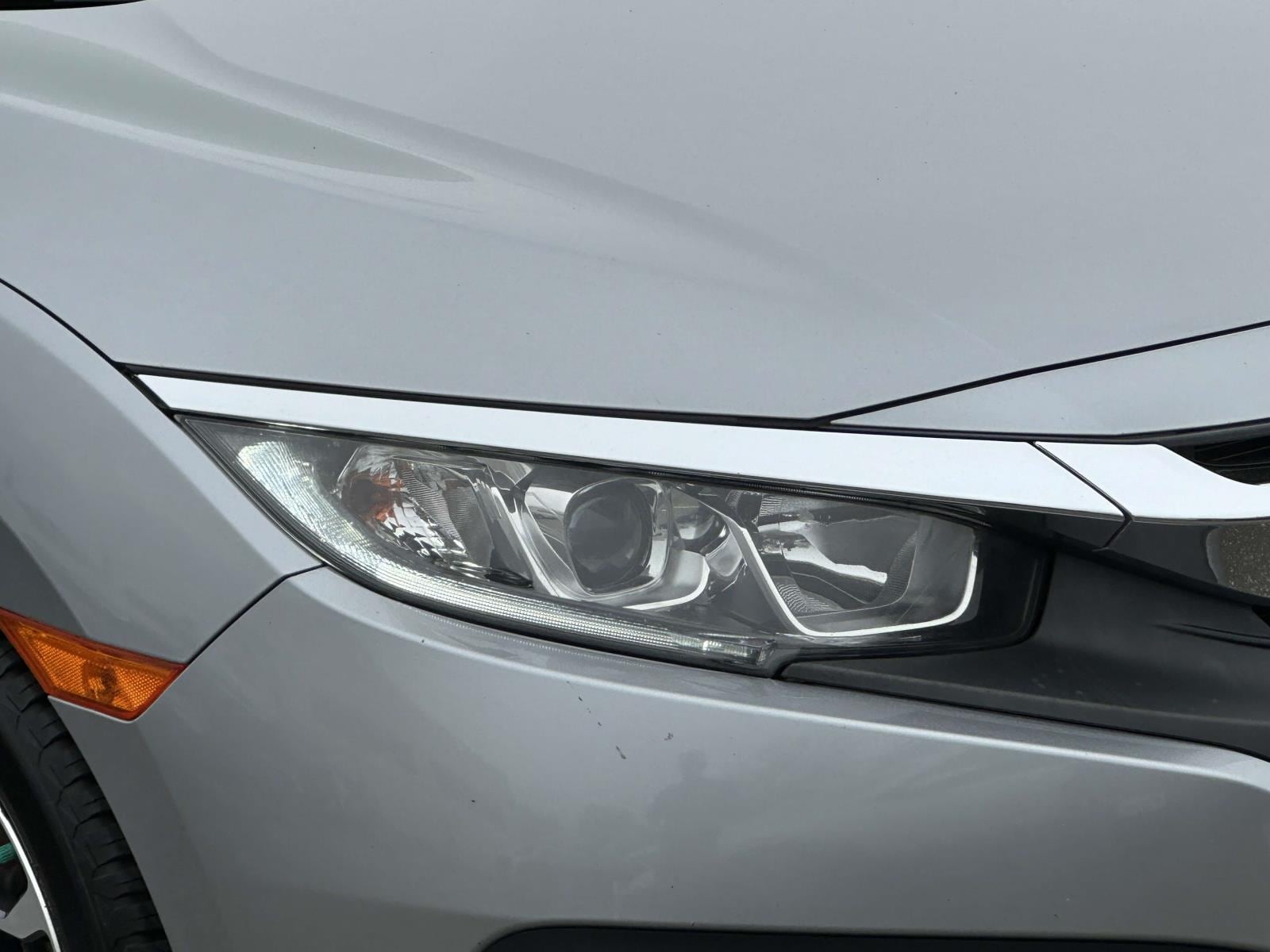 2018 Honda Civic EX - Photo 7