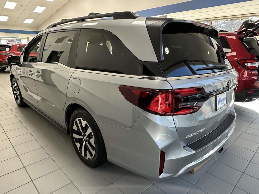 New 2026 Honda Odyssey EX-L Van Passenger