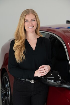 Staff member Sarah Strauch from ID_2b9c87763844