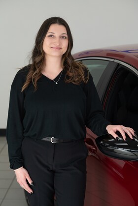 Staff member Kim Deasy from ID_2b9c87763844