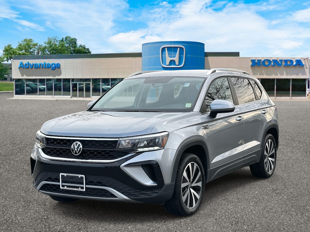 Used 2022 Volkswagen Taos 1.5T SE 4MOTION SUV